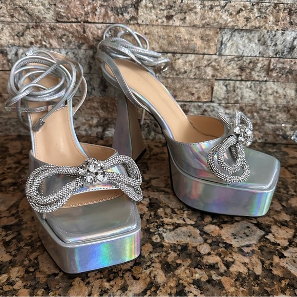 MACH & MACH Double Bow Platform Sandal - Picture 3 of 12